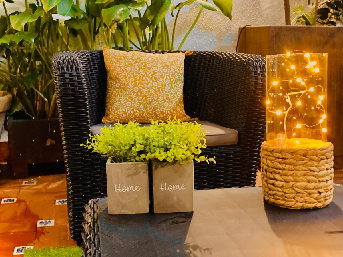 Lovely Home Con Patio Granada Exterior foto